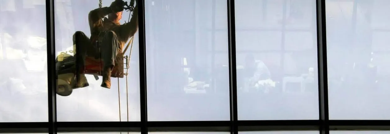 Συγκολλητικά, στόκοι και στεγανωτικά